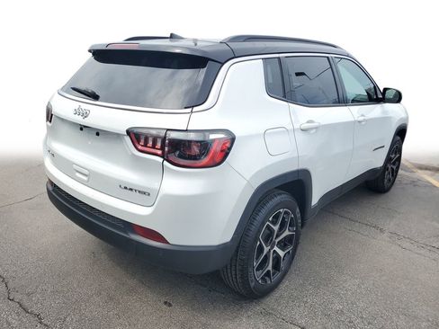 Used 2025 Jeep Compass Limited image 6