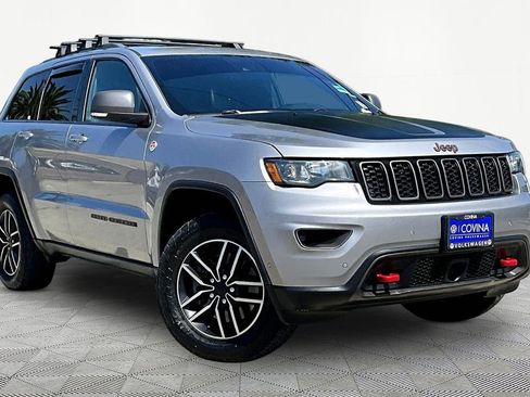 Used 2019 Jeep Grand Cherokee Trailhawk AWD/4WD image 1