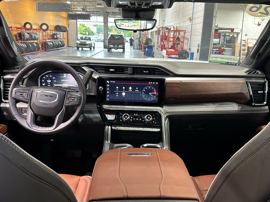 New 2026 GMC Sierra 3500 Denali Ultimate AWD/4WD image 18