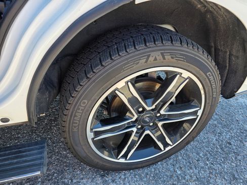 Used 2020 Ford Expedition Limited w/ Special Edition Package image 15