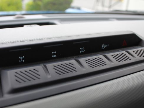 Used 2021 Ford Bronco 2-Door w/ Sasquatch Package image 25