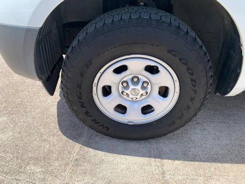 Used 2018 Nissan Frontier S RWD image 20