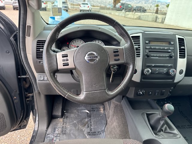 Used 2012 Nissan Frontier PRO-4X AWD/4WD image 13