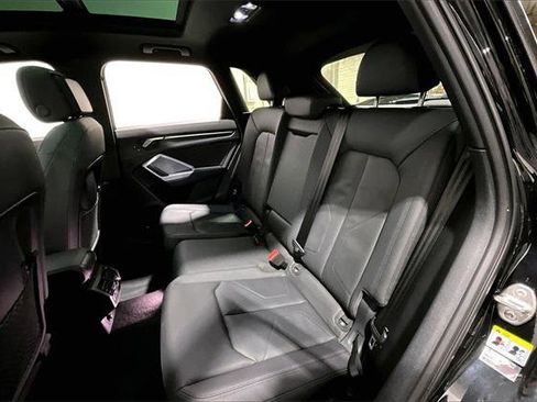 Certified 2023 Audi Q3 2.0T Premium image 27