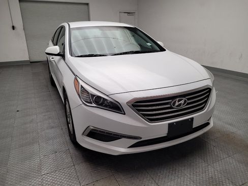 Used 2015 Hyundai Sonata SE w/ Option Group 09 FWD image 14