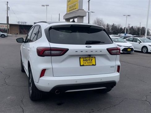 Used 2023 Ford Escape ST-Line w/ Tech Pack #1 image 8