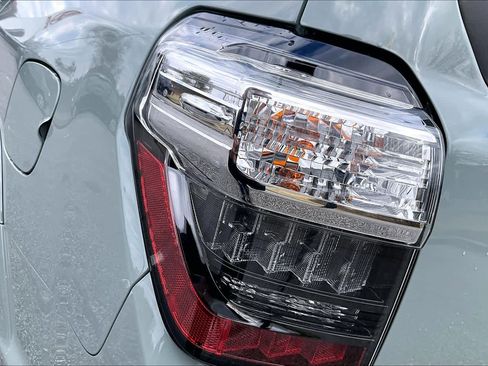 Used 2022 Toyota 4Runner TRD Sport w/ Technology Package image 26