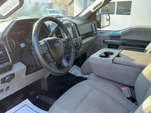 Used 2018 Ford F150 XLT w/ Equipment Group 302A Luxury image 9