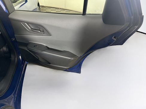 Used 2025 Toyota Prius LE image 30