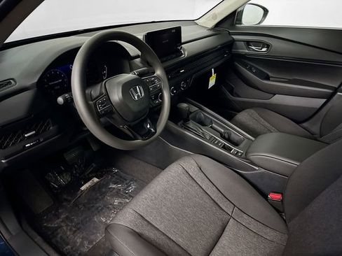 Certified 2025 Honda Accord SE image 23