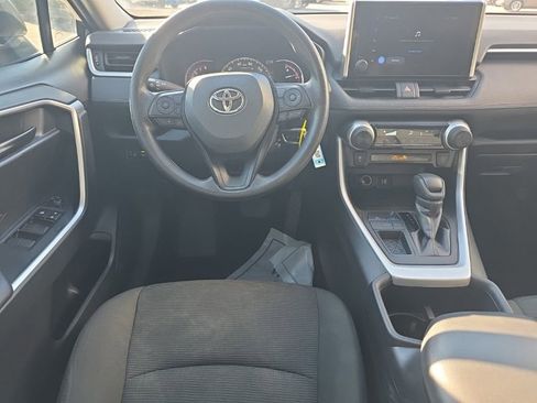 Used 2024 Toyota RAV4 LE image 18