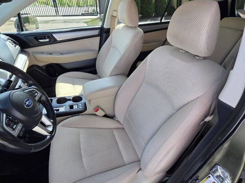 Used 2015 Subaru Outback 2.5i Premium image 9