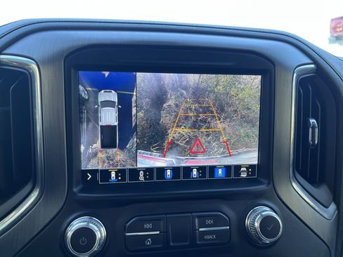 Certified 2022 GMC Sierra 3500 Denali w/ Denali Ultimate Package image 15