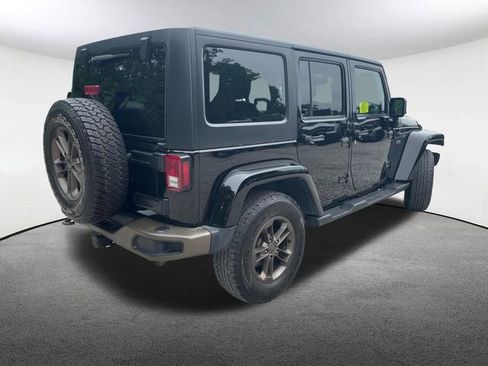 Used 2017 Jeep Wrangler Unlimited Sahara AWD/4WD image 13