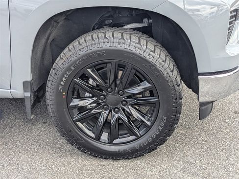 Used 2024 Chevrolet Silverado 1500 LT image 10