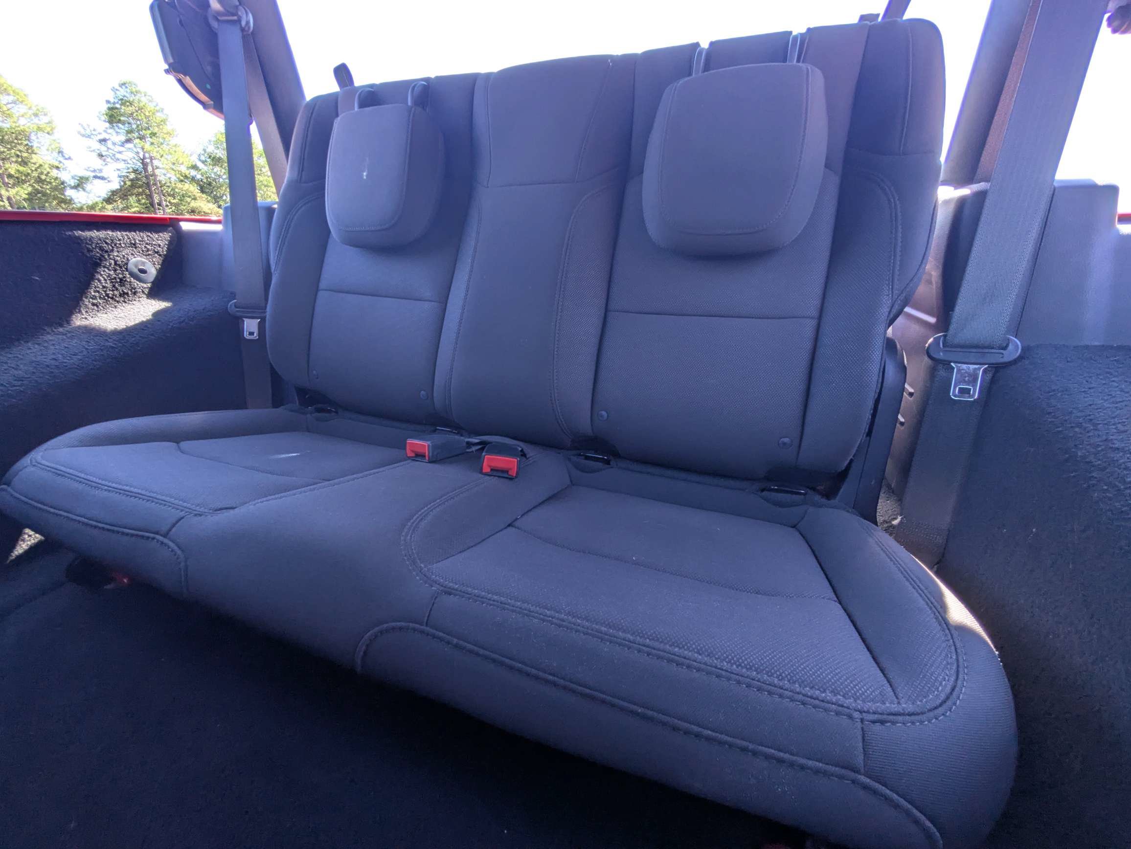 Used 2020 Jeep Wrangler Sport AWD/4WD image 7