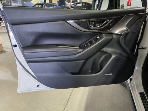 Used 2018 Subaru Crosstrek 2.0i Limited image 16