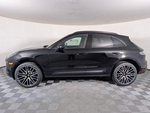 New 2026 Porsche Macan AWD/4WD image 2