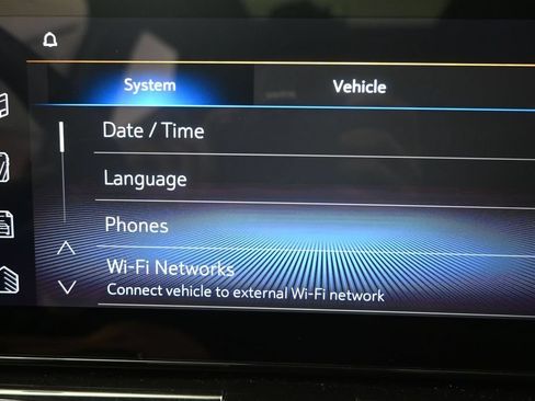 Used 2025 Chevrolet TrailBlazer RS w/ Convenience Package AWD/4WD image 27