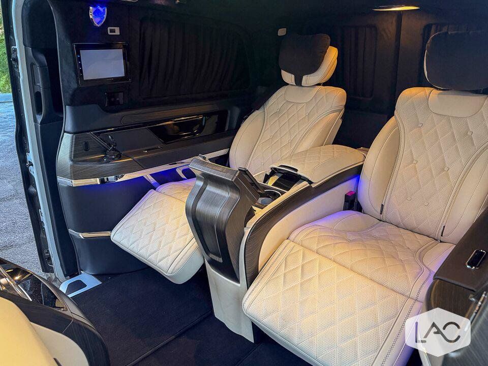 Used 2023 Mercedes-Benz Metris Passenger image 20