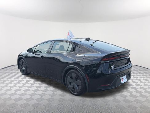 Certified 2024 Toyota Prius LE FWD image 15