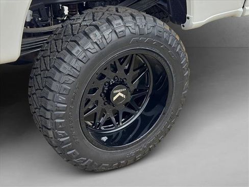 New 2025 Ford F250 Platinum image 10