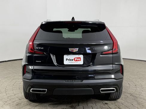 Used 2024 Cadillac XT4 Premium Luxury image 6