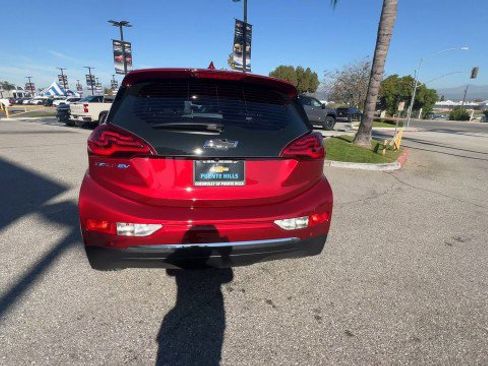 Used 2020 Chevrolet Bolt LT image 7