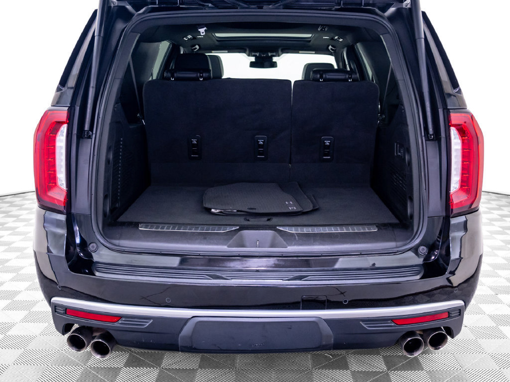 Used 2024 GMC Yukon XL Denali AWD/4WD image 36