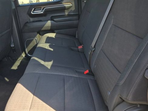 Used 2023 Chevrolet Silverado 1500 LT RWD image 32