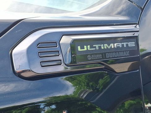 Used 2024 GMC Sierra 2500 Denali Ultimate AWD/4WD image 38