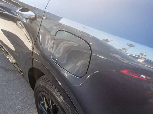 Certified 2023 Kia Sorento SX image 12