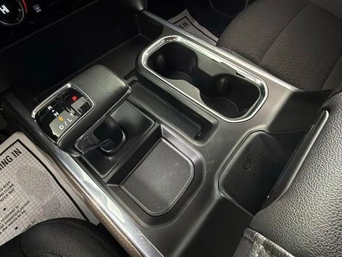 Used 2023 Chevrolet Silverado 1500 RST w/ Z71 Off-Road Package image 33