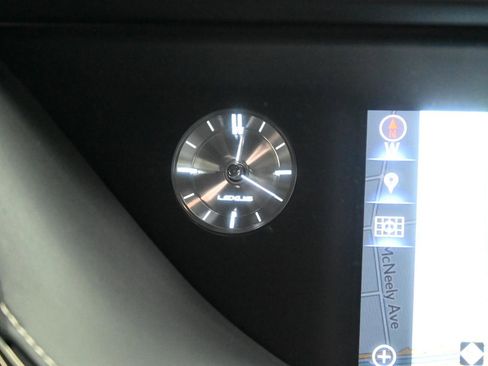 Used 2018 Lexus LS 500 w/ Luxury Package image 29