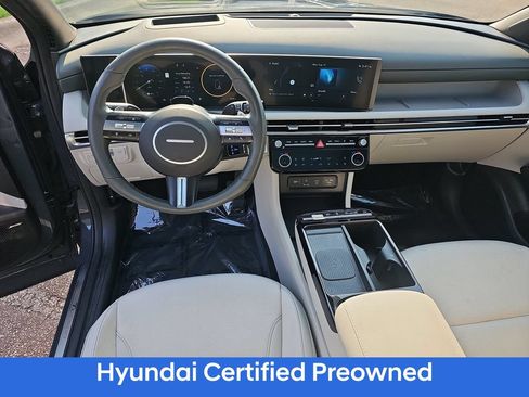 Certified 2025 Hyundai Tucson Limited FWD image 15