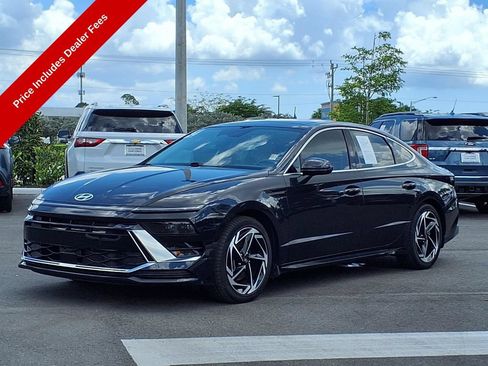 Used 2024 Hyundai Sonata SEL w/ Convenience Package FWD image 3