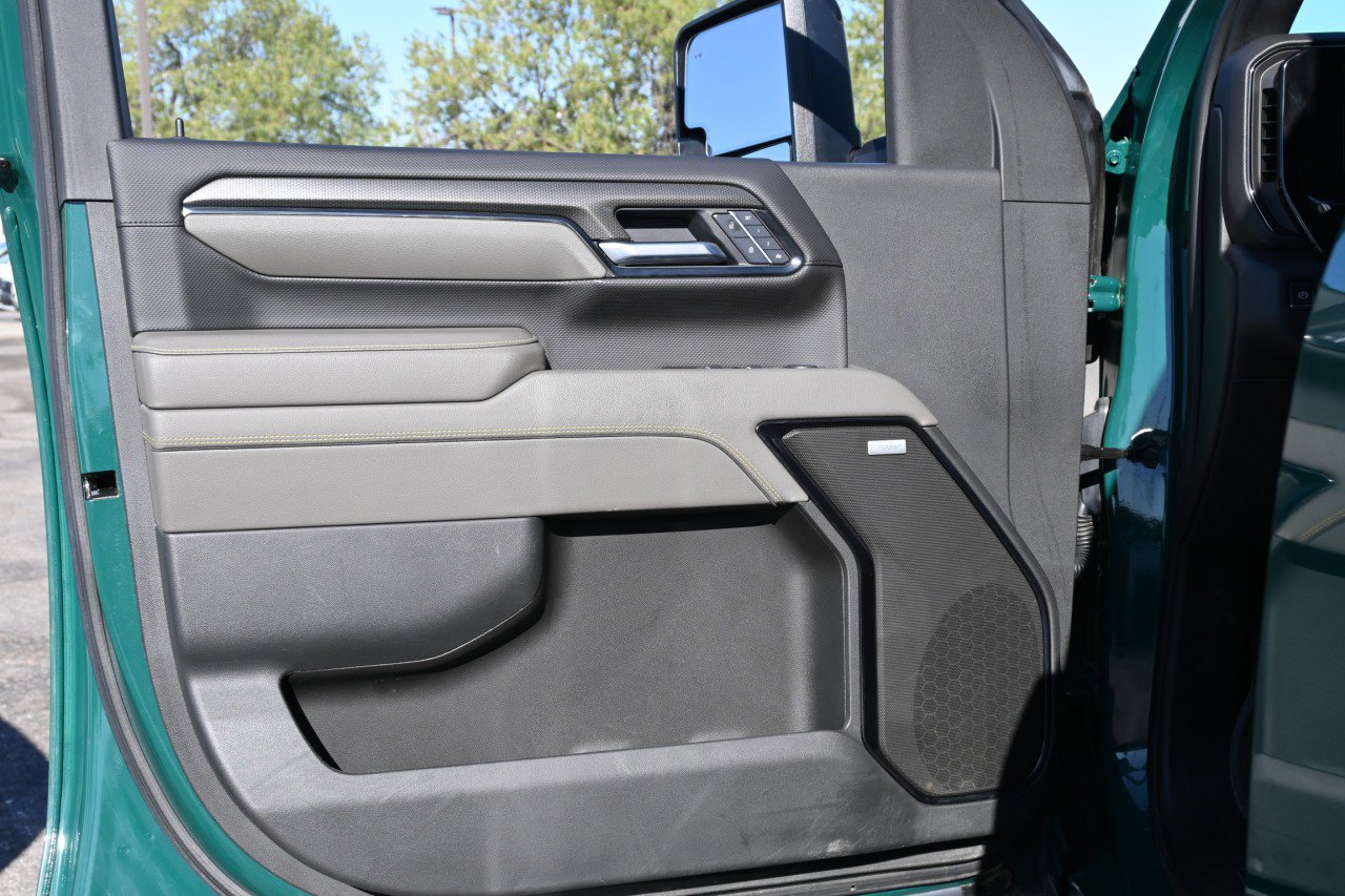 Certified 2025 Chevrolet Silverado 2500 ZR2 w/ ZR2 Bison Edition AWD/4WD image 19