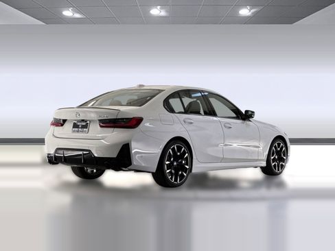 New 2026 BMW 330i Sedan w/ M Sport Package image 8