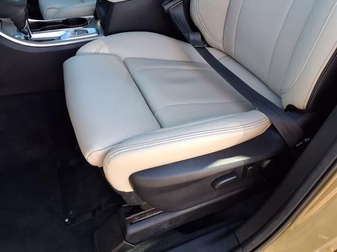 Used 2022 Subaru Ascent Limited w/ Technology Package image 26