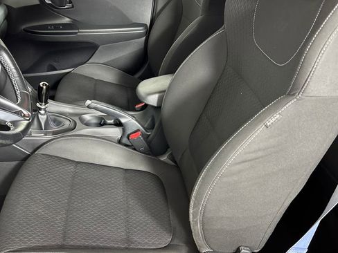 Used 2020 Hyundai Veloster N w/ Performance Package image 12