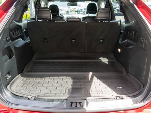 Used 2019 Ford Edge ST w/ Convenience Package AWD/4WD image 32