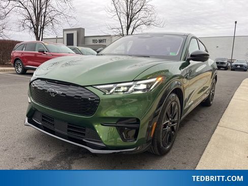 Certified 2025 Ford Mustang Mach-E Premium w/ Sport Appearance Package image 3