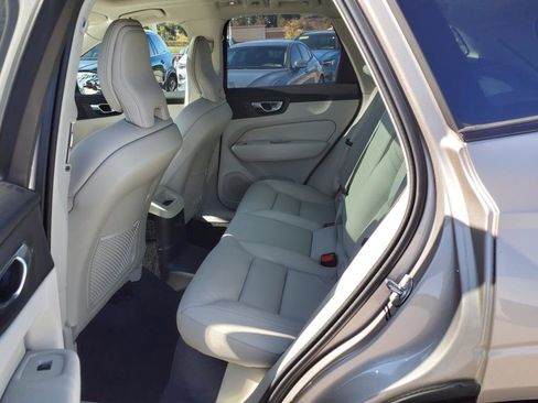 Certified 2025 Volvo XC60 T8 Plus w/ Climate Package image 12