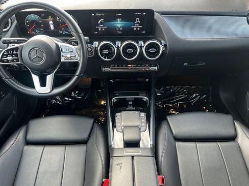 Used 2023 Mercedes-Benz GLA 250 image 12