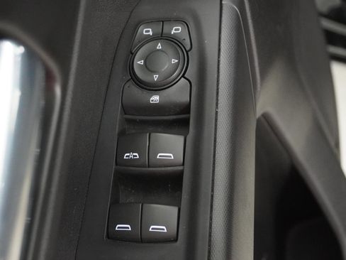 Used 2023 Chevrolet Silverado 1500 Custom image 11