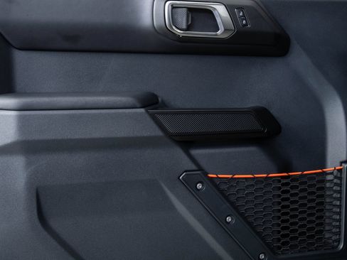 Used 2025 Ford Bronco Raptor AWD/4WD image 6