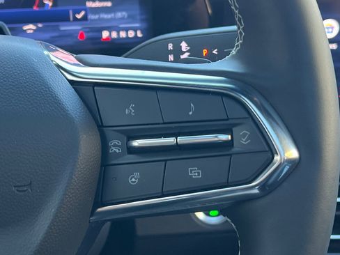 Certified 2025 Chevrolet Traverse High Country w/ LPO, Floor Liner Package image 38