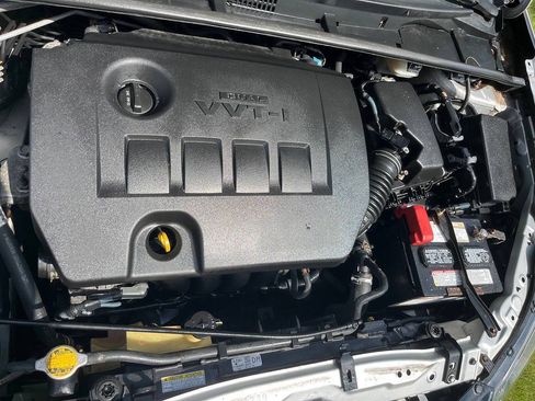 Used 2014 Toyota Corolla S FWD image 3