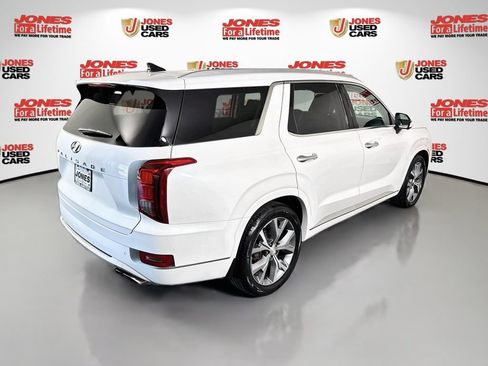 Used 2022 Hyundai Palisade Limited w/ Cargo Package FWD image 17