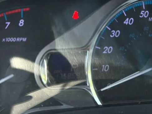Used 2014 Toyota Sienna Limited w/ Limited Premium Package AWD/4WD image 2